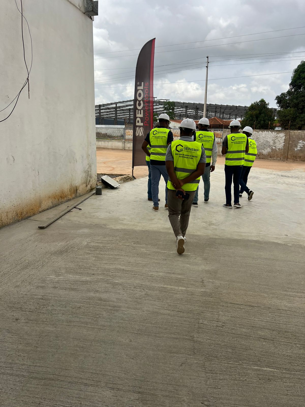 Visita da ANPG - Agência Nacional de Petróleo e Gás para certificação da GEINEMP-PRESTAÇÃO DE SERVIÇOS LDA pela mesma agência.